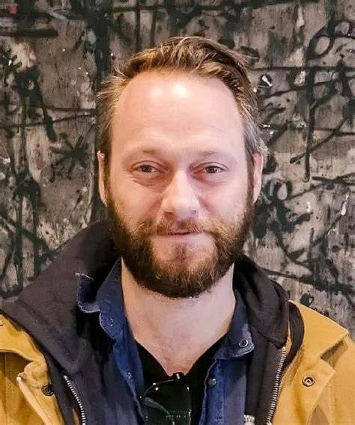 Georg Holm Net Worth