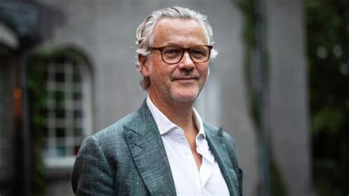 Guy Chambers Net Worth