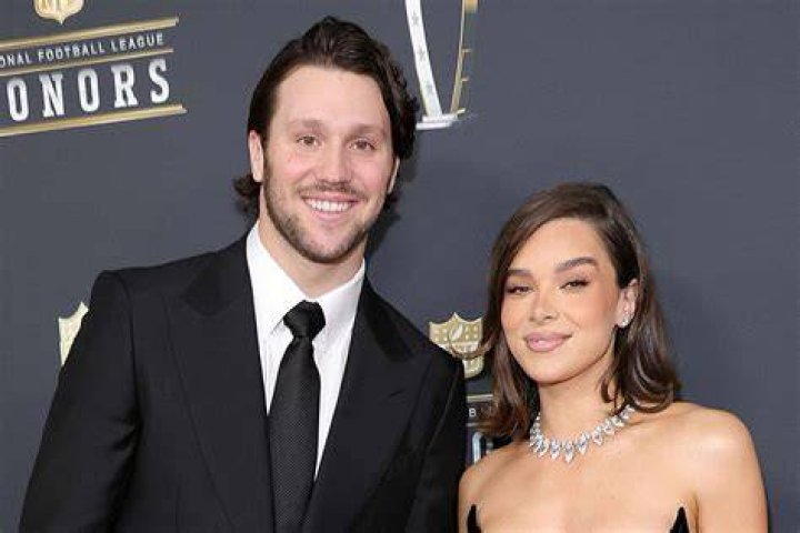 Halie Behr Net Worth