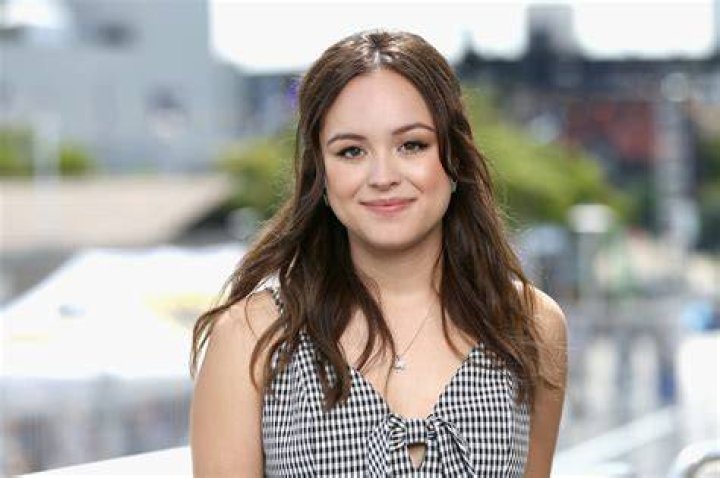 Hayley Orrantia Net Worth