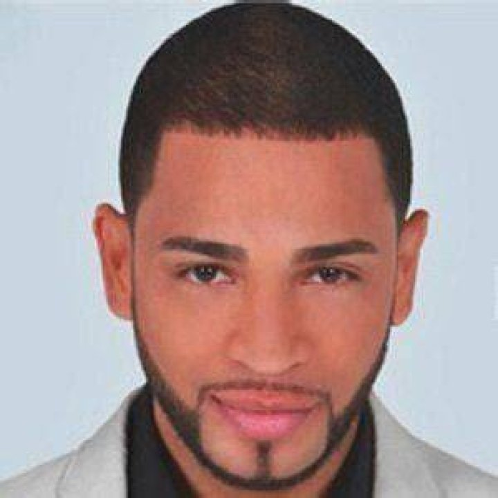 Henry Santos Net Worth