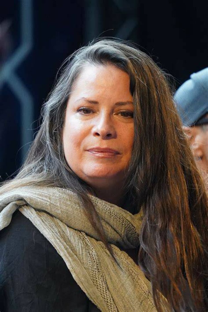 Holly Wetlove Net Worth