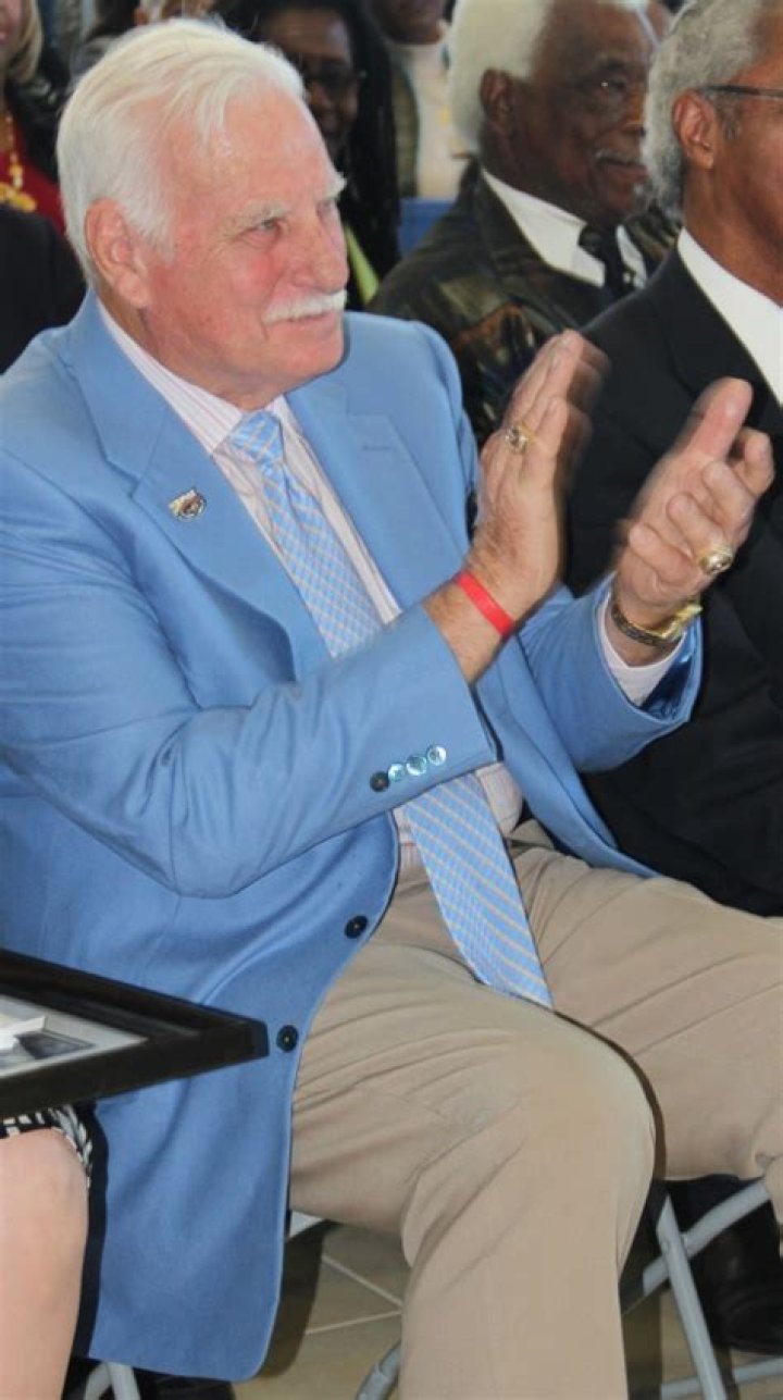 Howard Schnellenberger Net Worth
