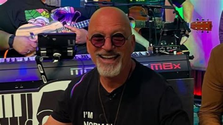 Howie Bell Net Worth
