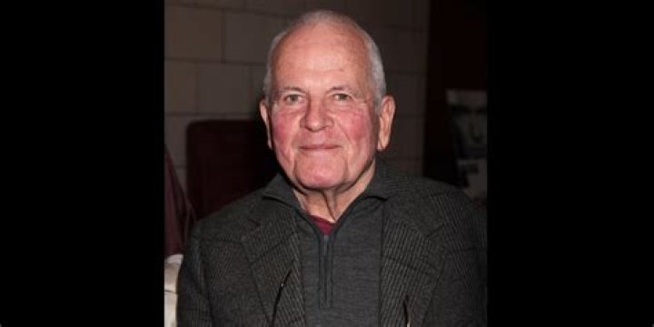 Ian Holm Net Worth