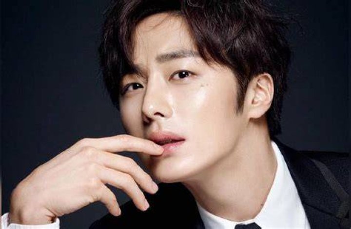 Il-Woo Jung Net Worth
