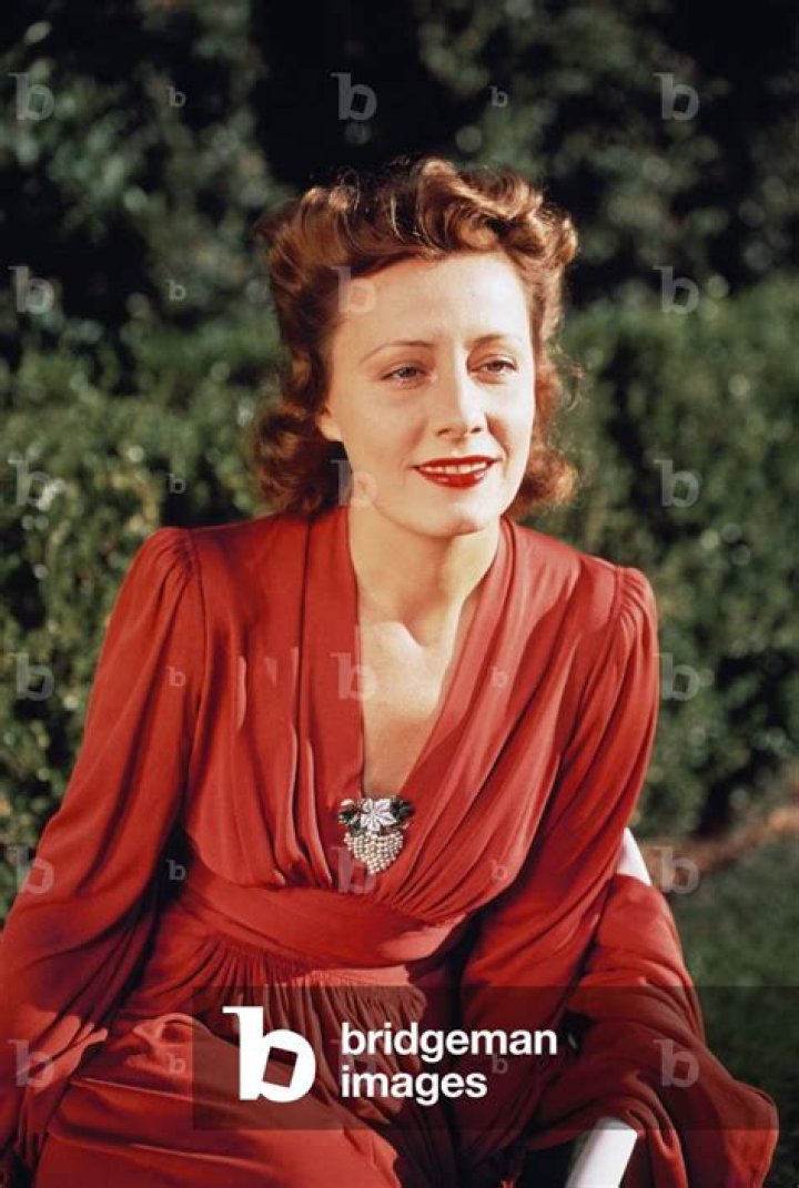 Irene Dunne Net Worth
