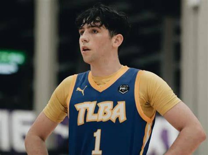 Isaac Ellis Net Worth