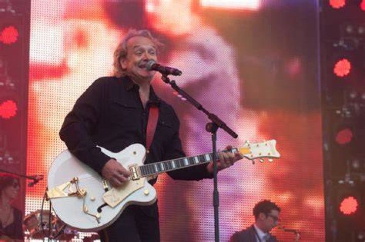 Jack Hues Net Worth