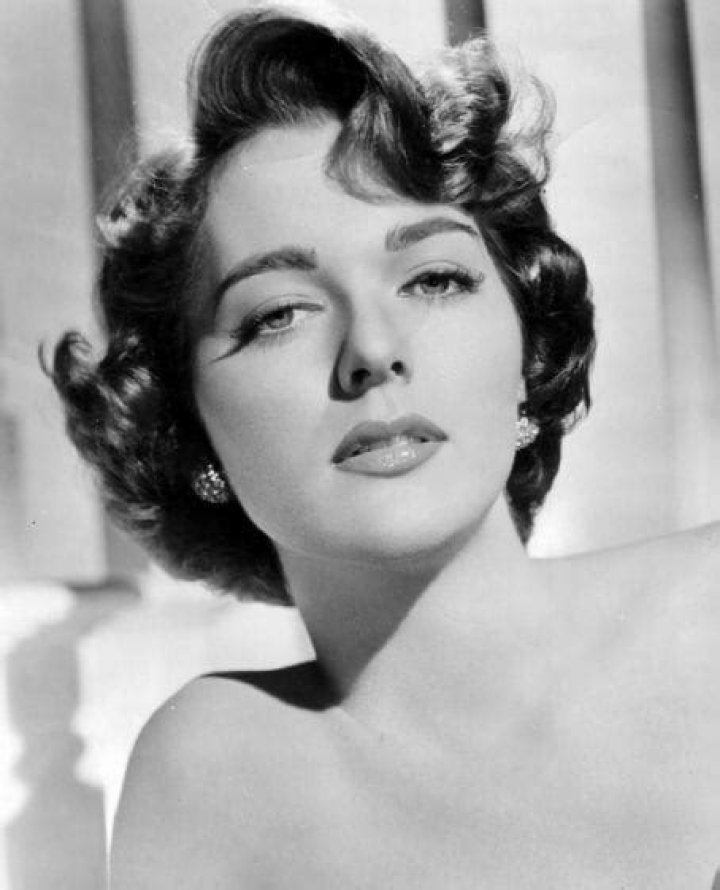 Joan Weldon Net Worth