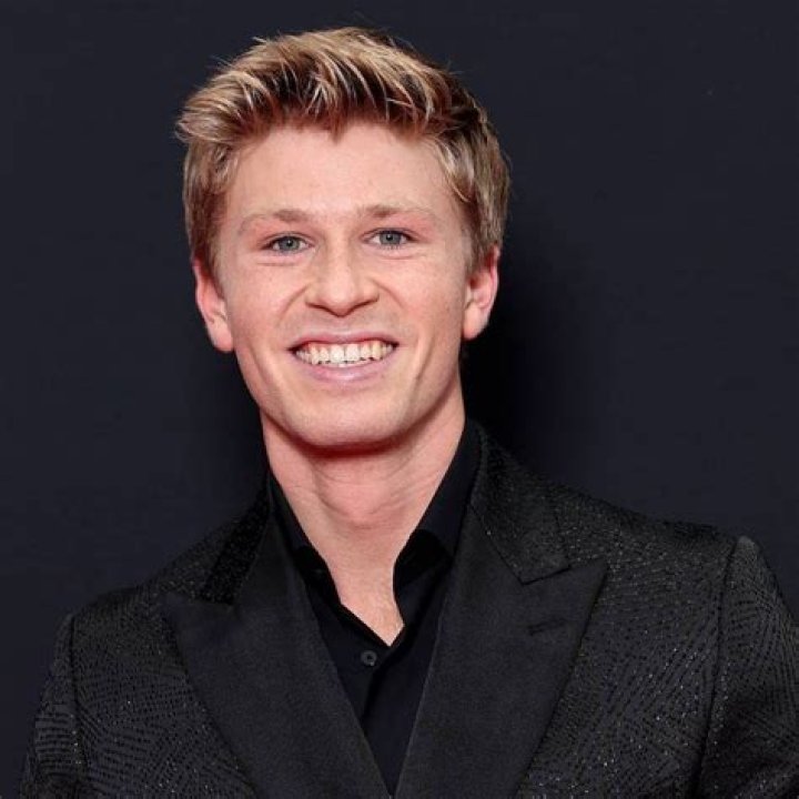 Joe Son Net Worth