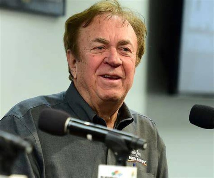 John Menard Net Worth