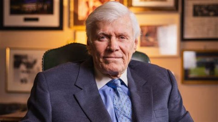 John Y. Brown Jr. - Net Worth 2018, Bio & Wiki