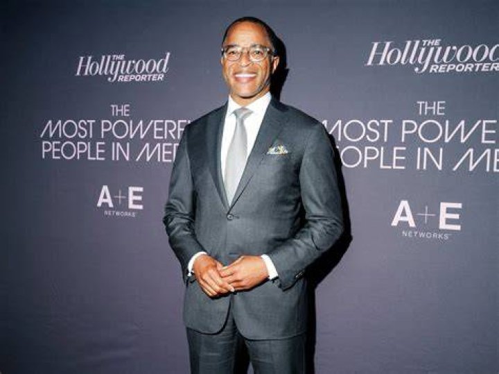Jonathan Capehart Net Worth