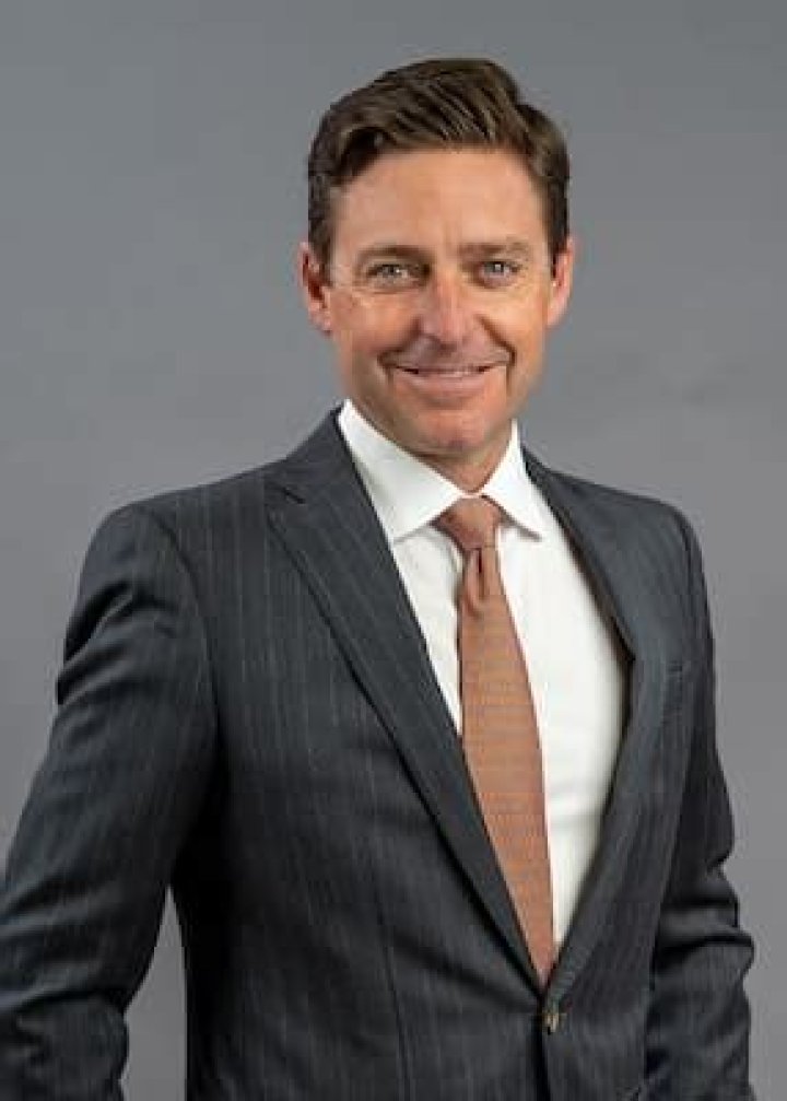Jonathan Morris Net Worth