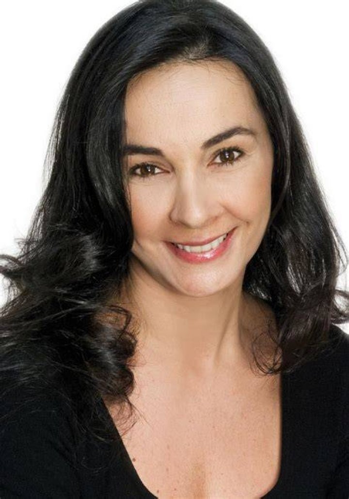 Julia Cortez Net Worth