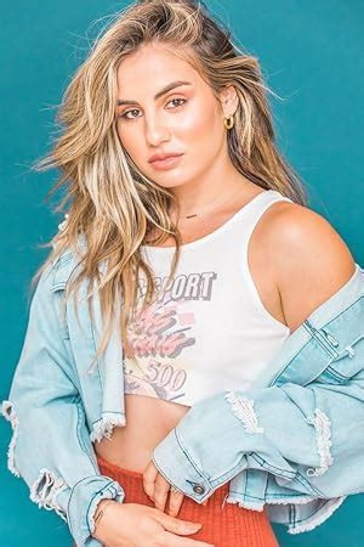 Julia Marie Franzese Net Worth