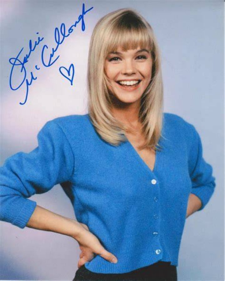 Julie McCullough Net Worth
