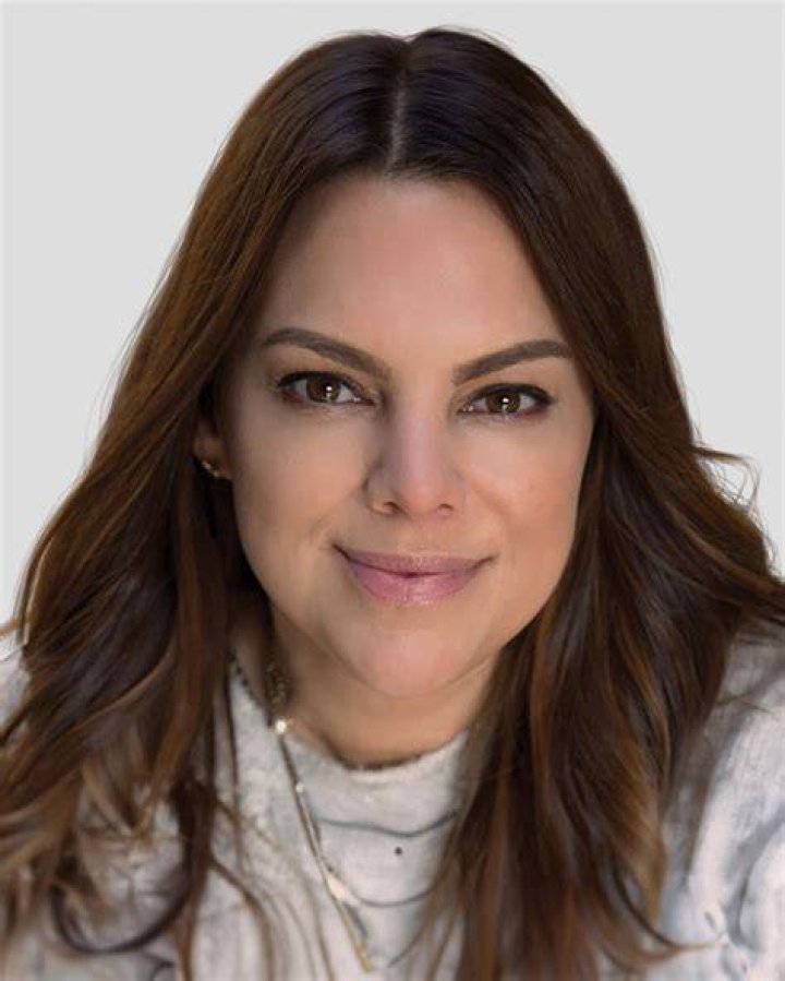 Julie Pizzi Net Worth