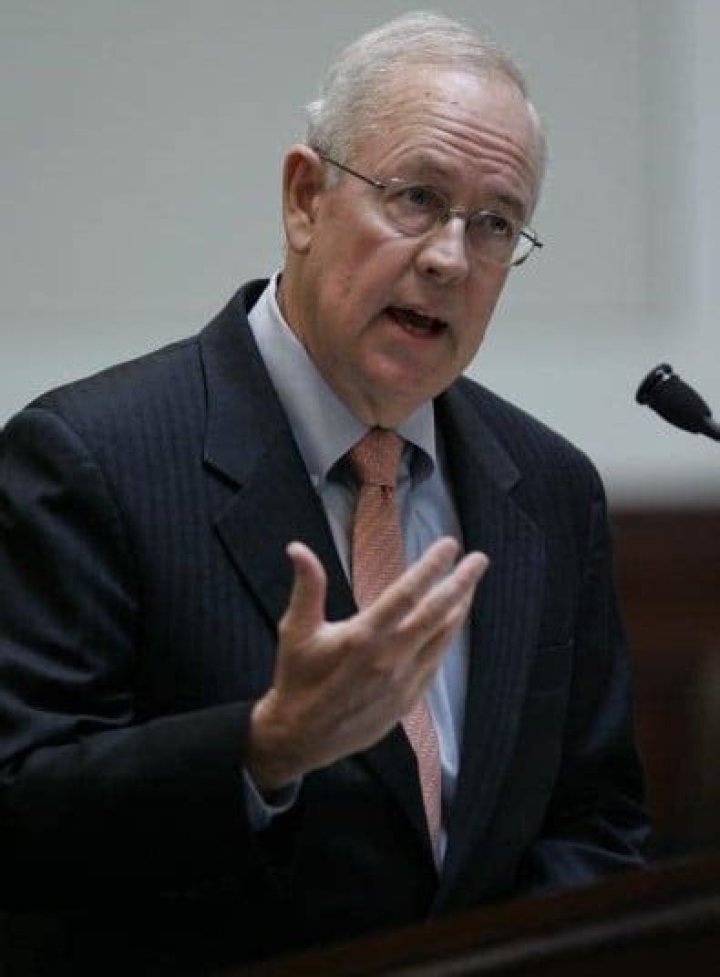 Ken Starr Net Worth