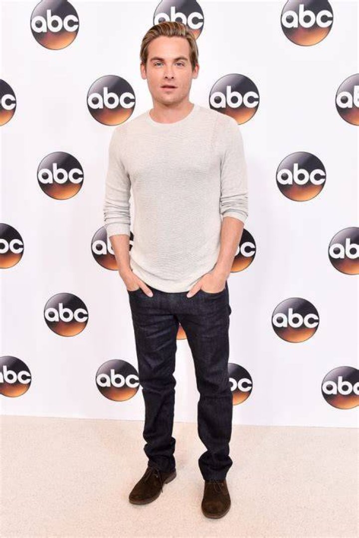 Kevin Zegers Net Worth