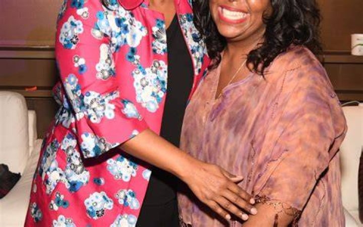 Kim Burrell Net Worth