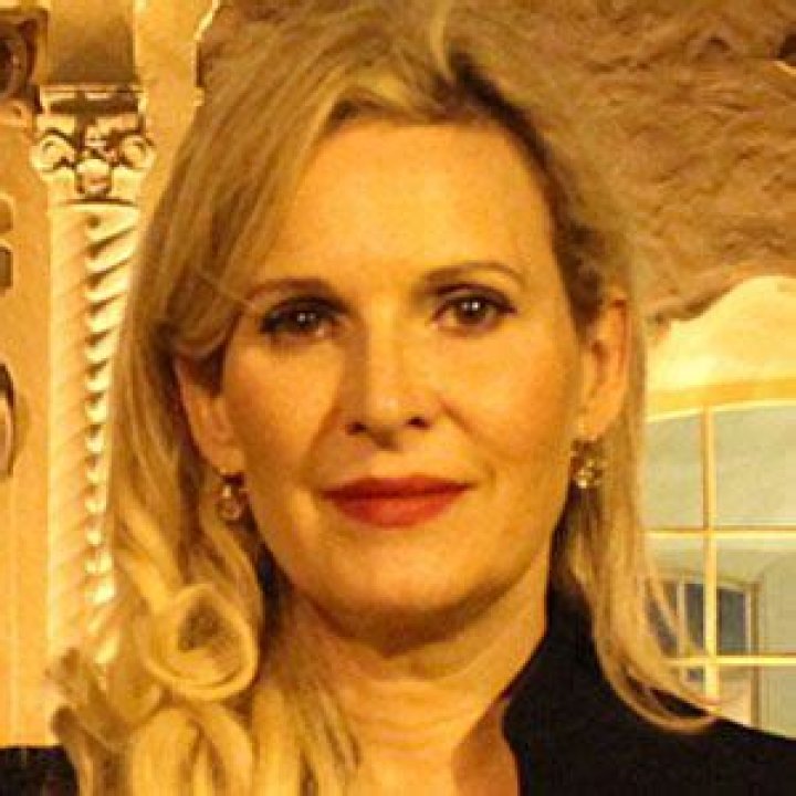 Kim Krizan Net Worth