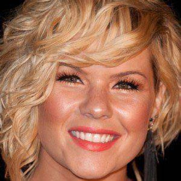 Kimberly Caldwell Net Worth
