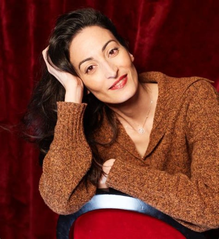 Laëtitia Eïdo Net Worth