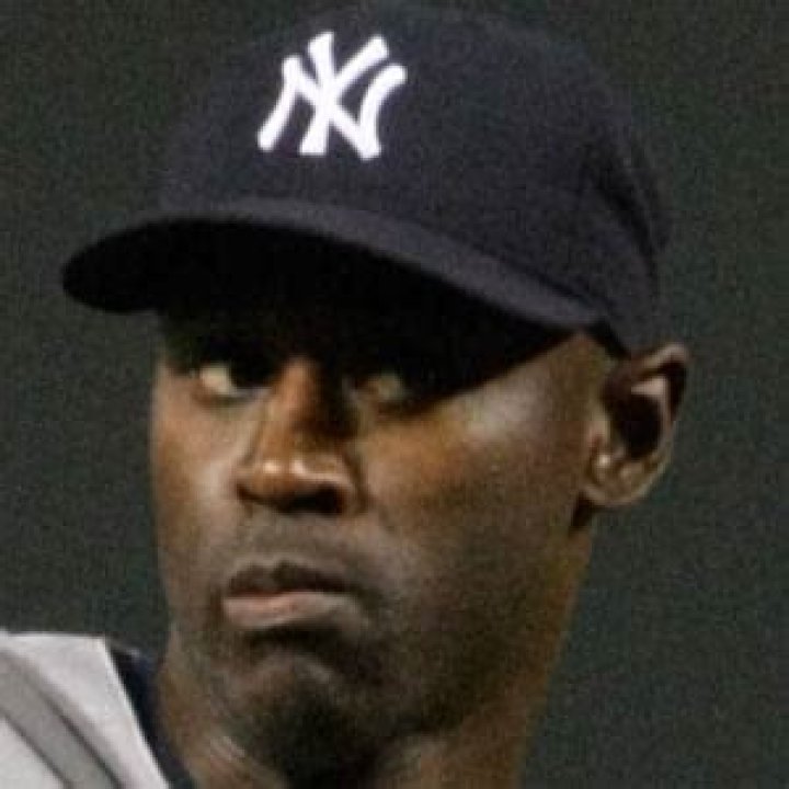 LaTroy Hawkins Net Worth