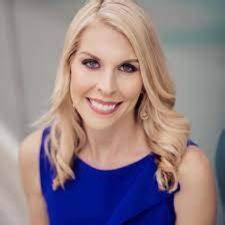 Laura Simon Net Worth