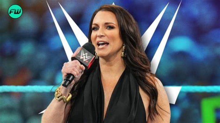 Lauren Heather McMahon Net Worth