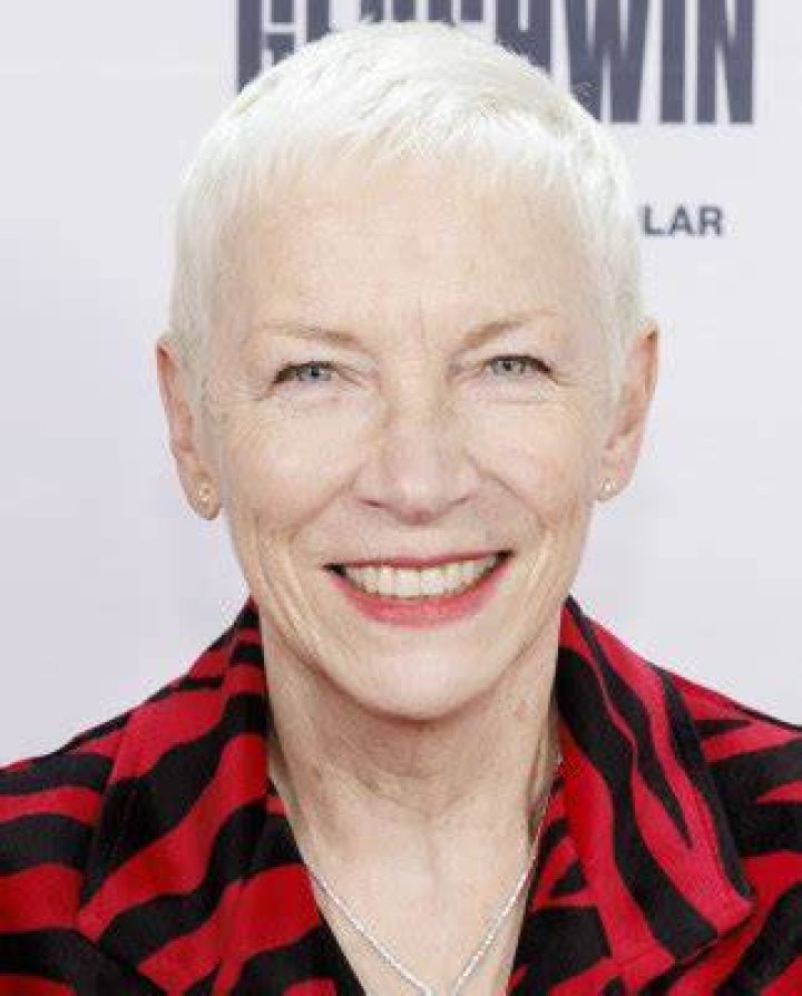 Lee Lennox Net Worth