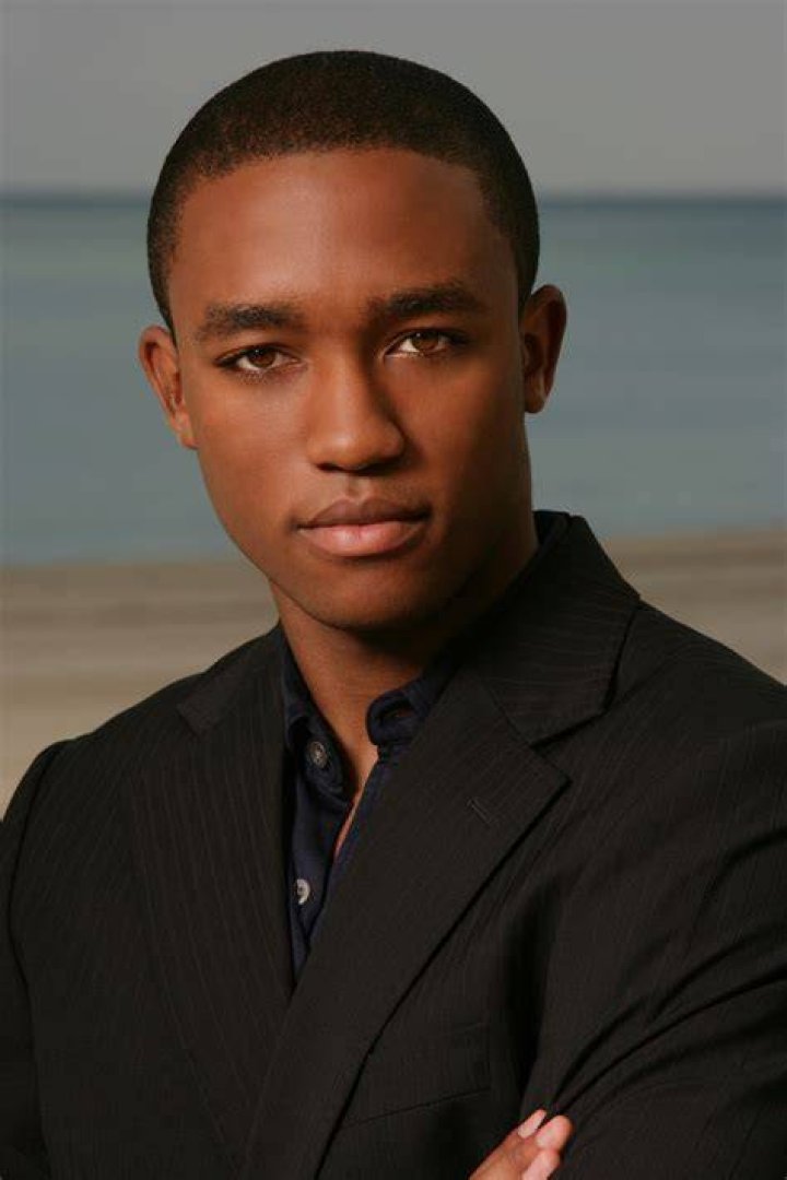Lee Thompson Young Net Worth
