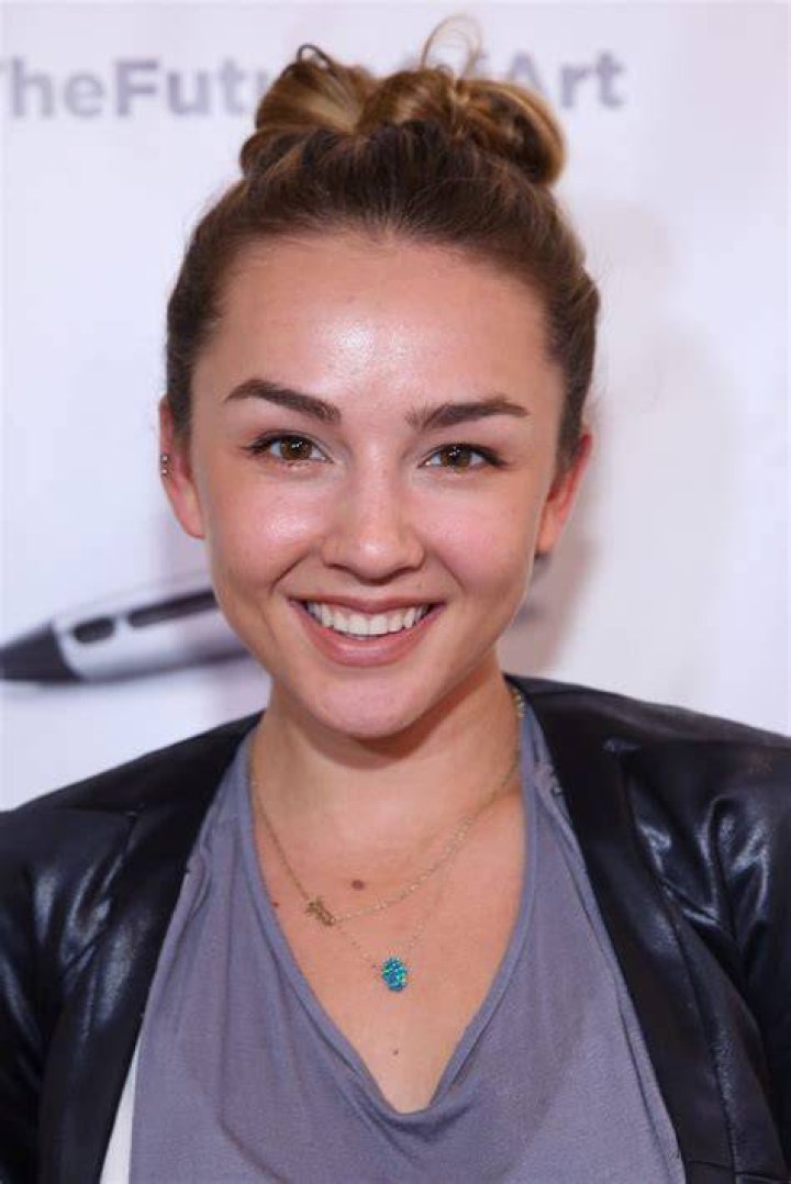 Lexi Ainsworth Net Worth