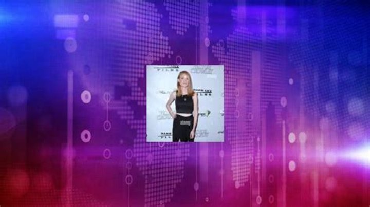 Lizze Gordon Net Worth