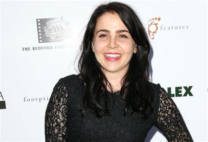 Mae Whitman Net Worth