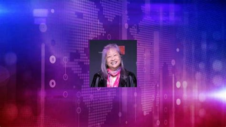 May Pang Net Worth