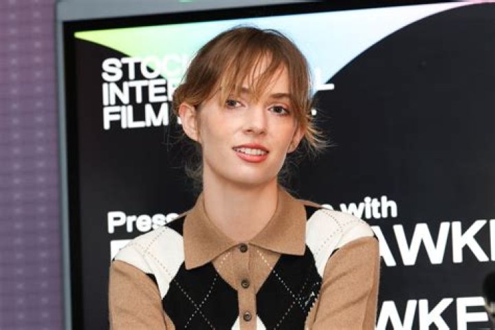 Maya Luz Net Worth