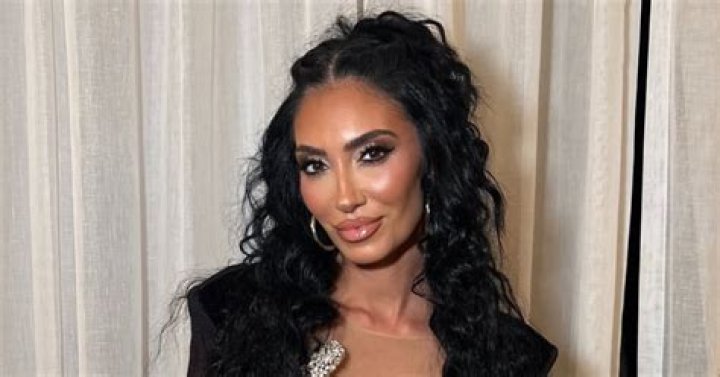 Mina Olivera Net Worth