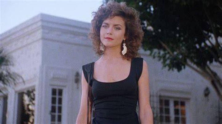 Mitzi Kapture Net Worth