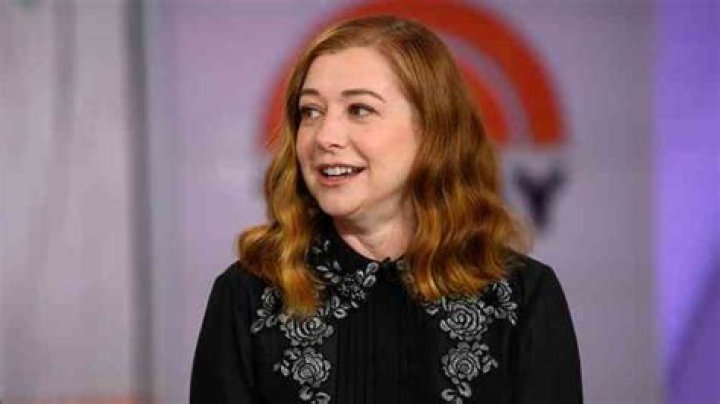 Mollie Israel Net Worth