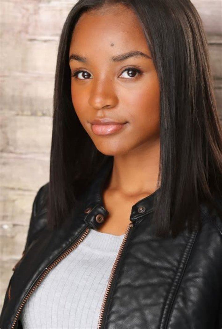Nadej k Bailey Net Worth