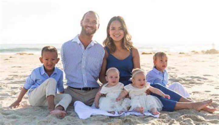 Nick Vujicic Net Worth