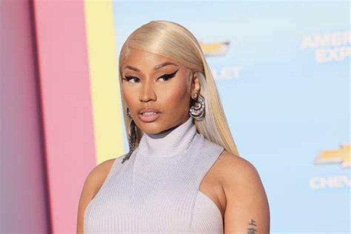 Nikii Waalia Net Worth