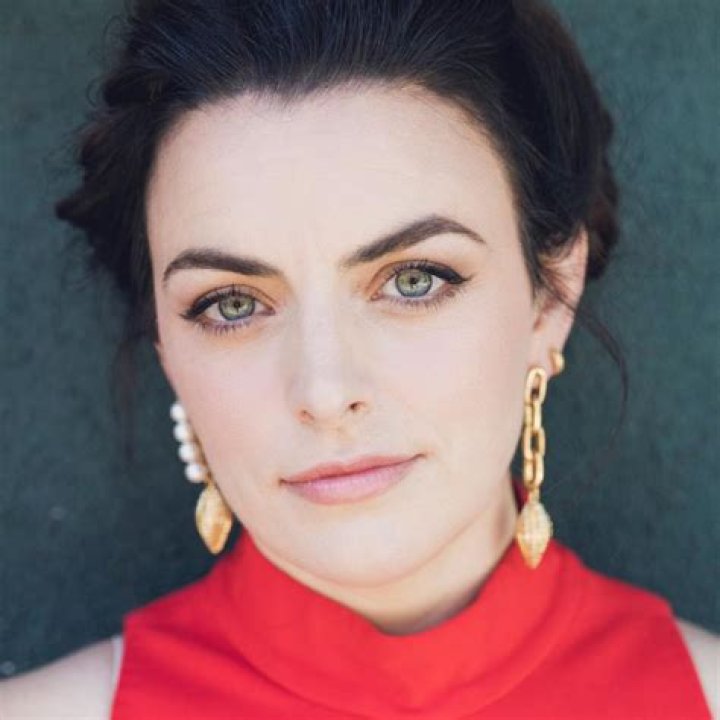Nora-Jane Noone Net Worth
