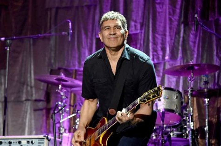 Pat Smear Net Worth