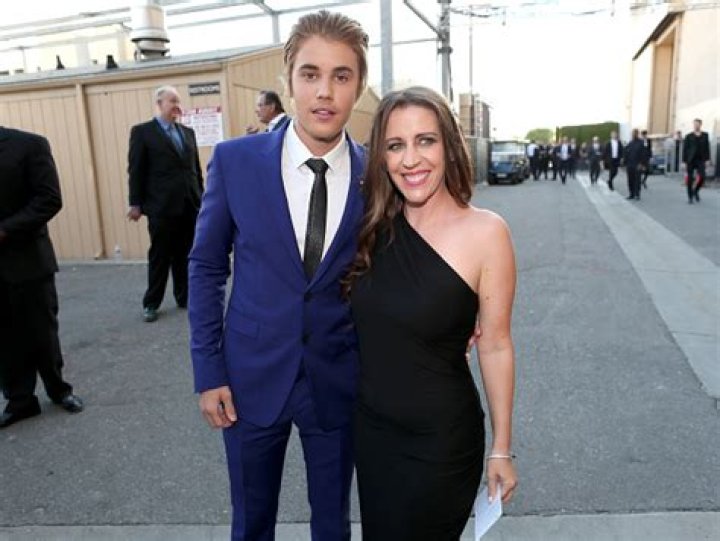 Pattie Mallette Net Worth