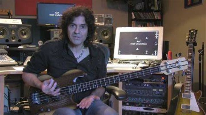 Phil Soussan Net Worth