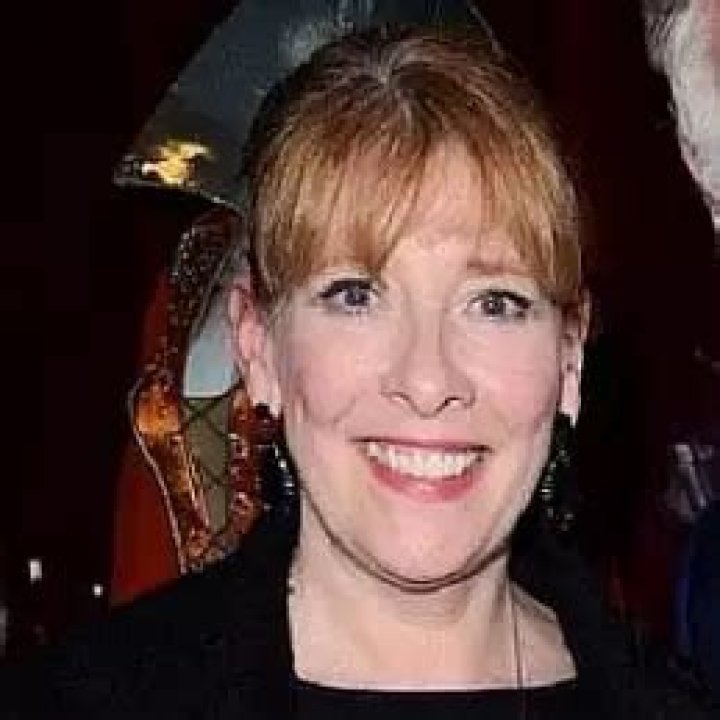 Phyllis Logan Net Worth